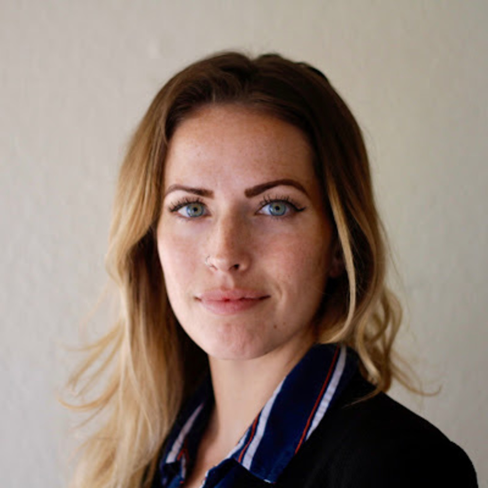 Meet your Posher, Lauren